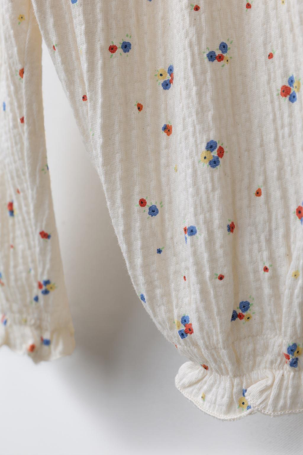 БРЮКИ-ДЖОГГЕРЫ С ЦВЕТОЧНЫМ УЗОРОМ