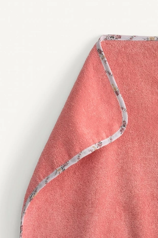 Пляжное пончо-полотенце с капюшоном и цветочными деталями- Заказать в России