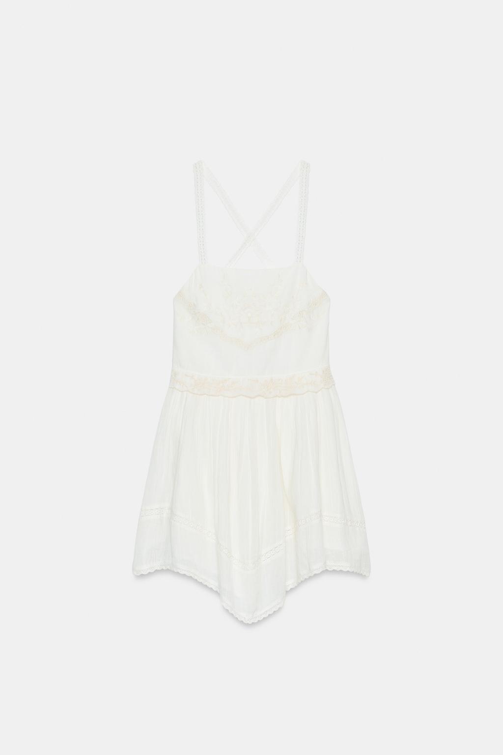 МИНИ-ПЛАТЬЕ ИЗ ГАЗА С ВЫШИВКОЙ