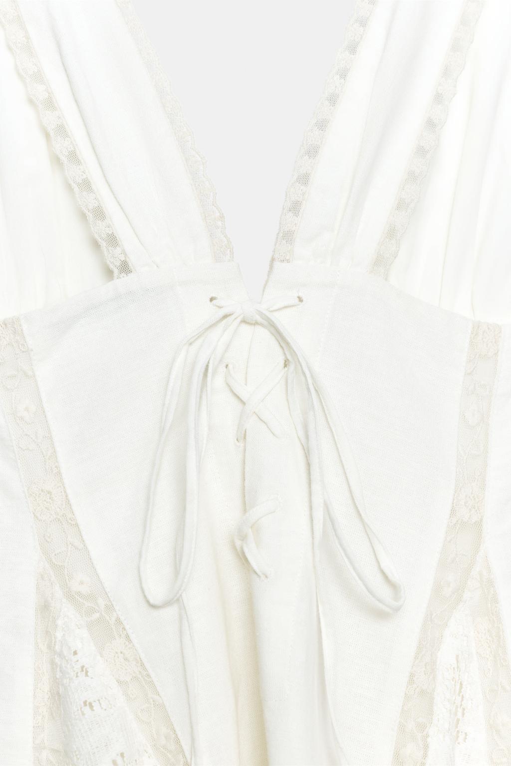 МИНИ-ПЛАТЬЕ С КРУЖЕВОМ