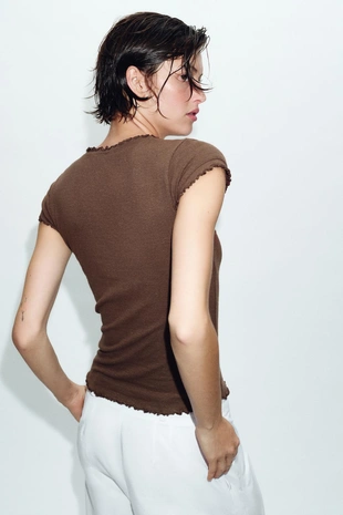 Футболка из смесового льна с короткими рукавами- Заказать в России