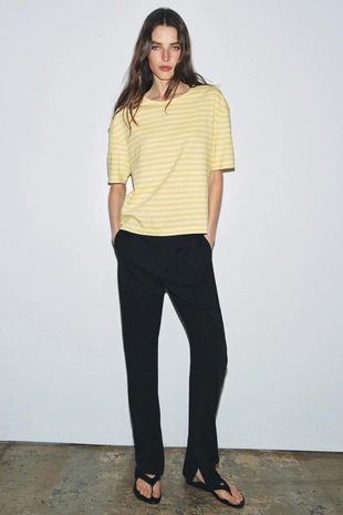 Футболка в полоску с коротким рукавом