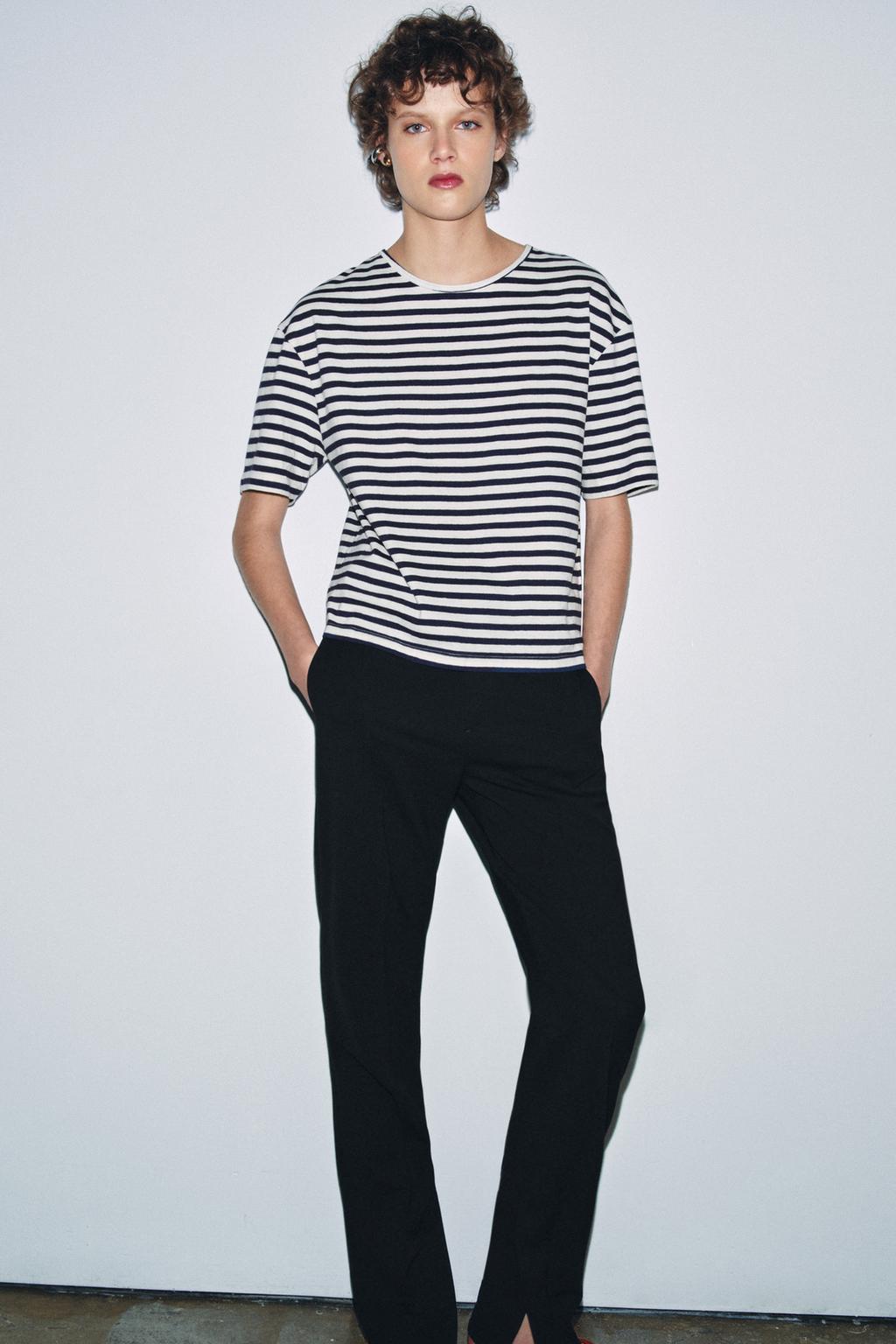 ФУТБОЛКА В ПОЛОСКУ С КОРОТКИМИ РУКАВАМИ