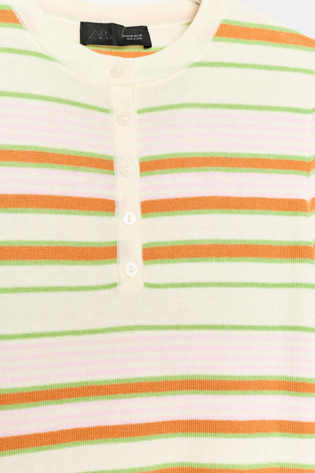 ДЖЕМПЕР ВЯЗАНЫЙ НА ПУГОВИЦАХ