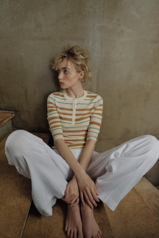 Джемпер вязаный на пуговицах- Заказать в России