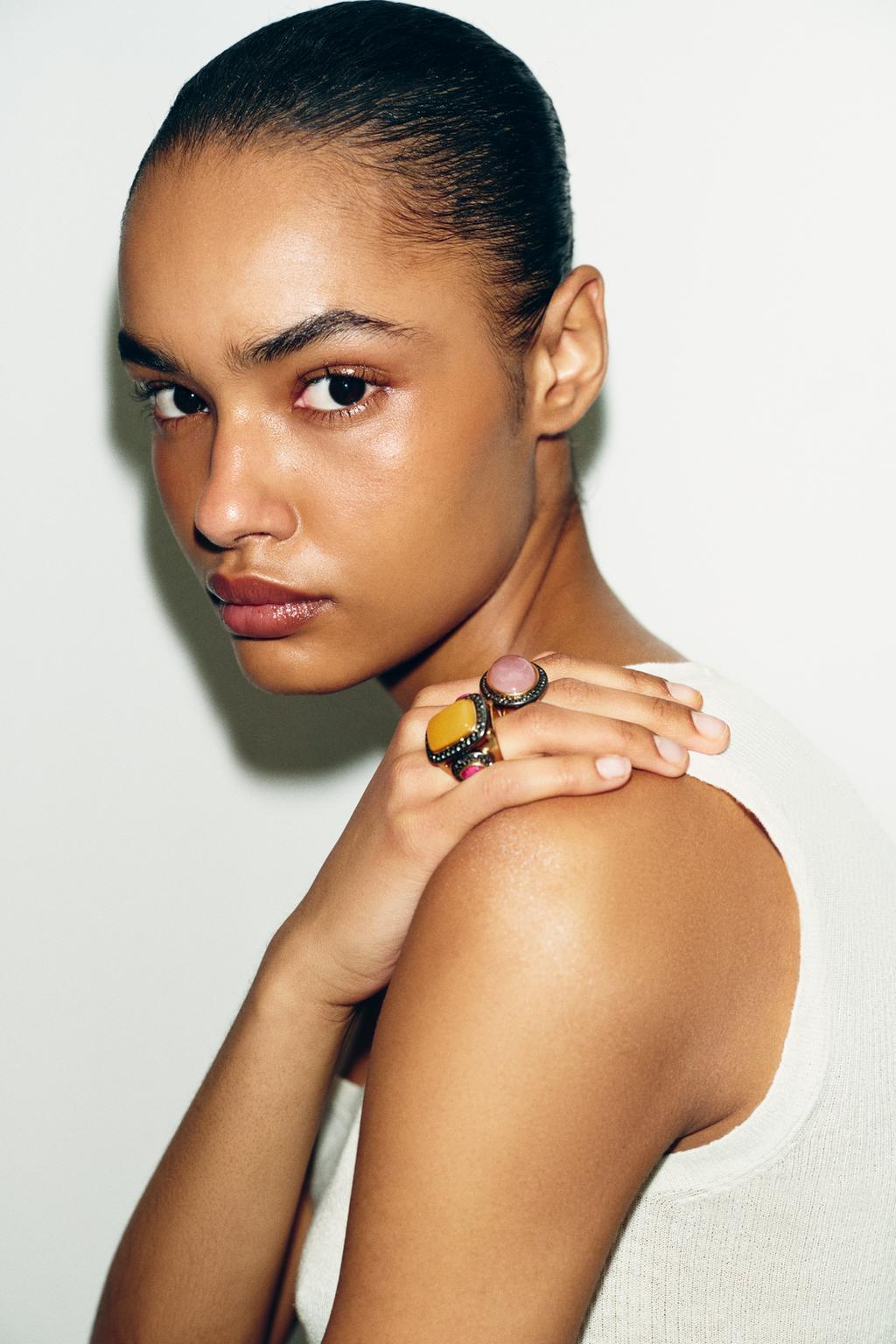 Набор из 2 колец с блестящими камнями