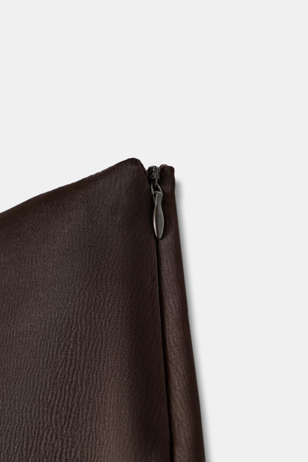 ЮБКА-ШОРТЫ С КРУЖЕВНОЙ ОТДЕЛКОЙ