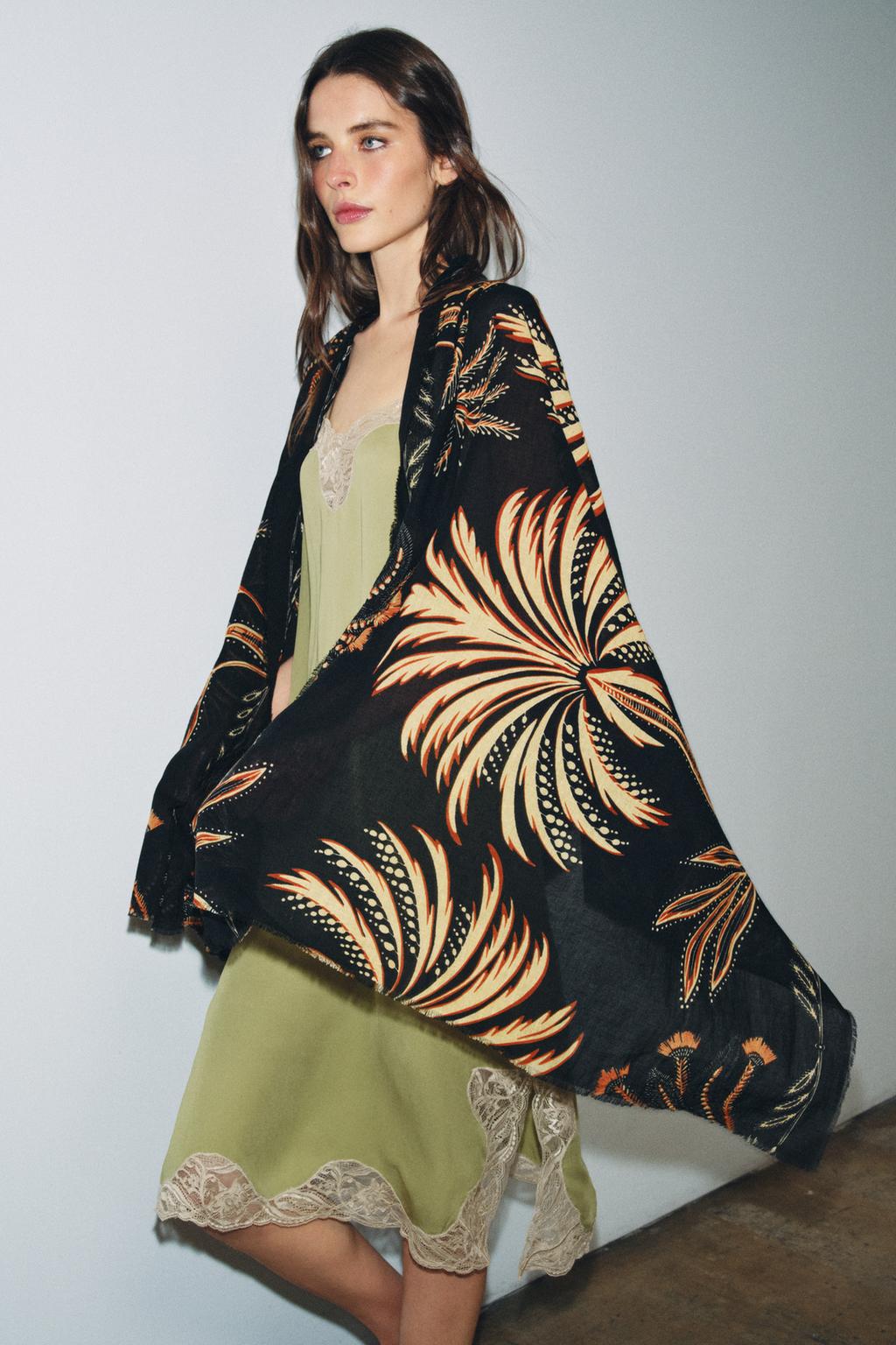 ШАРФ ИЗ ЛЬНА С ПРИНТОМ