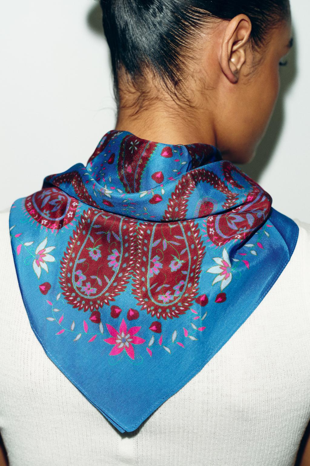 ШЕЛКОВЫЙ ПЛАТОК С ПРИНТОМ ПЕЙСЛИ