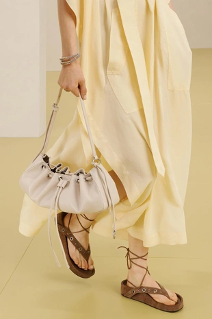 Платье миди с воротником и карманами- Заказать в России