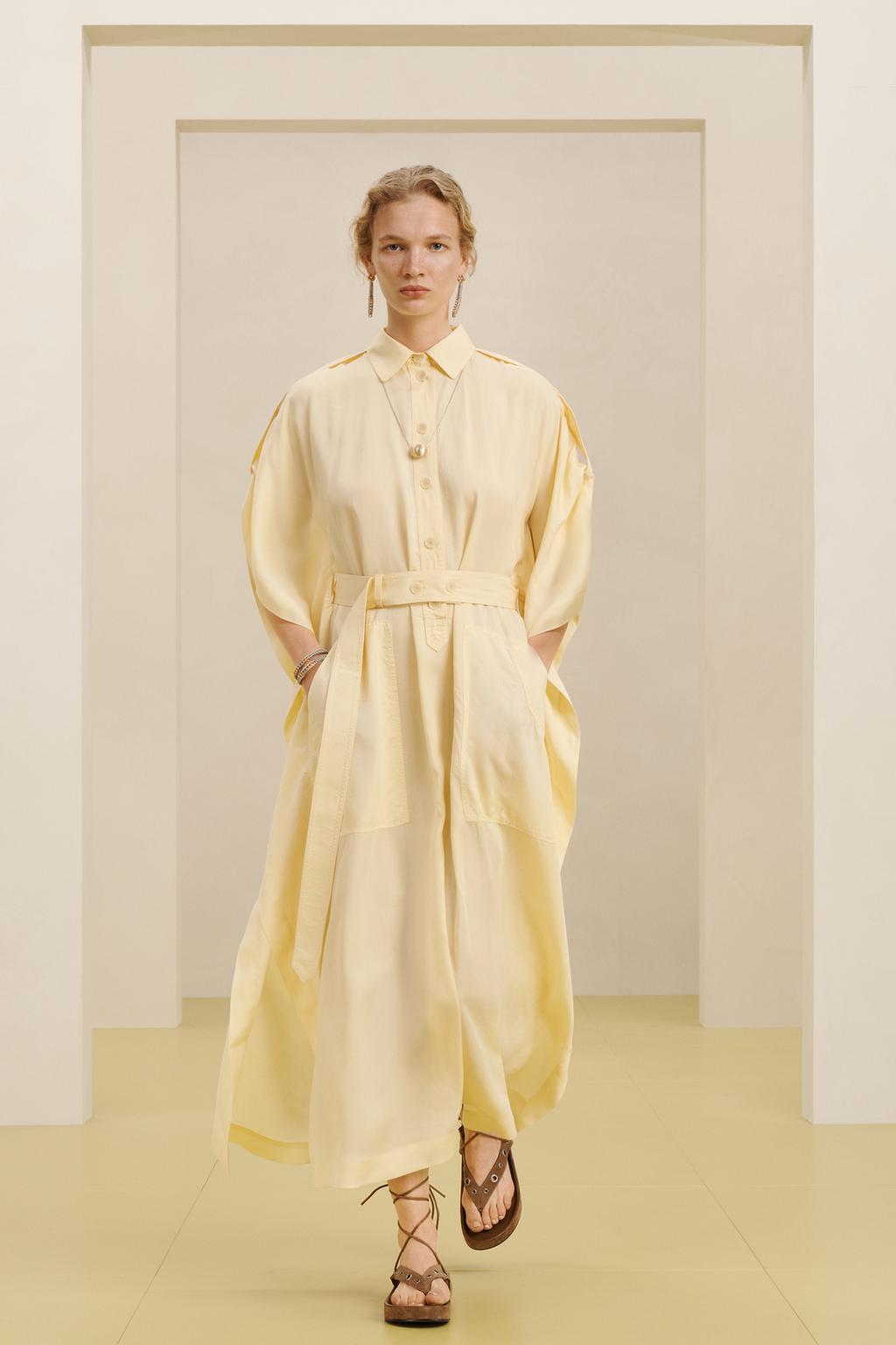 Платье миди с воротником и карманами