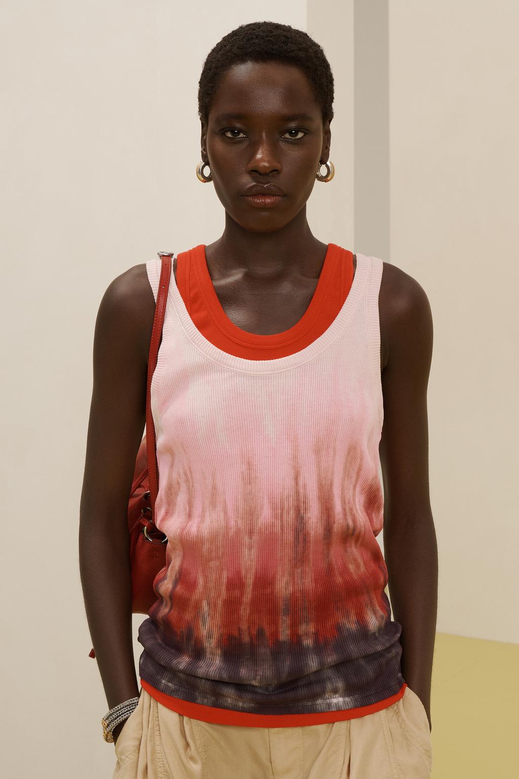 Топ с принтом tnktp 16