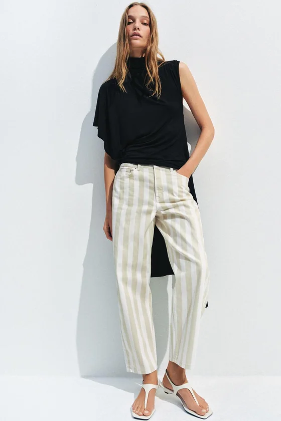 ЗАУЖЕННЫЕ ДЖИНСЫ В ПОЛОСКУ СО СРЕДНЕЙ ПОСАДКОЙ — коллекция Zara «ZW»