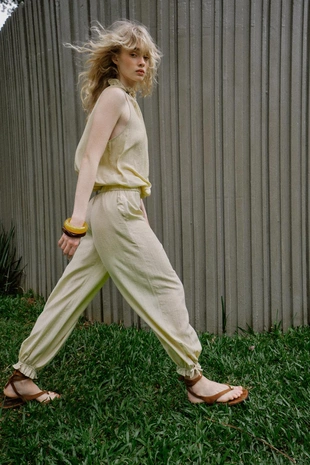 Брюки-багги с эластичным поясом- Заказать в России