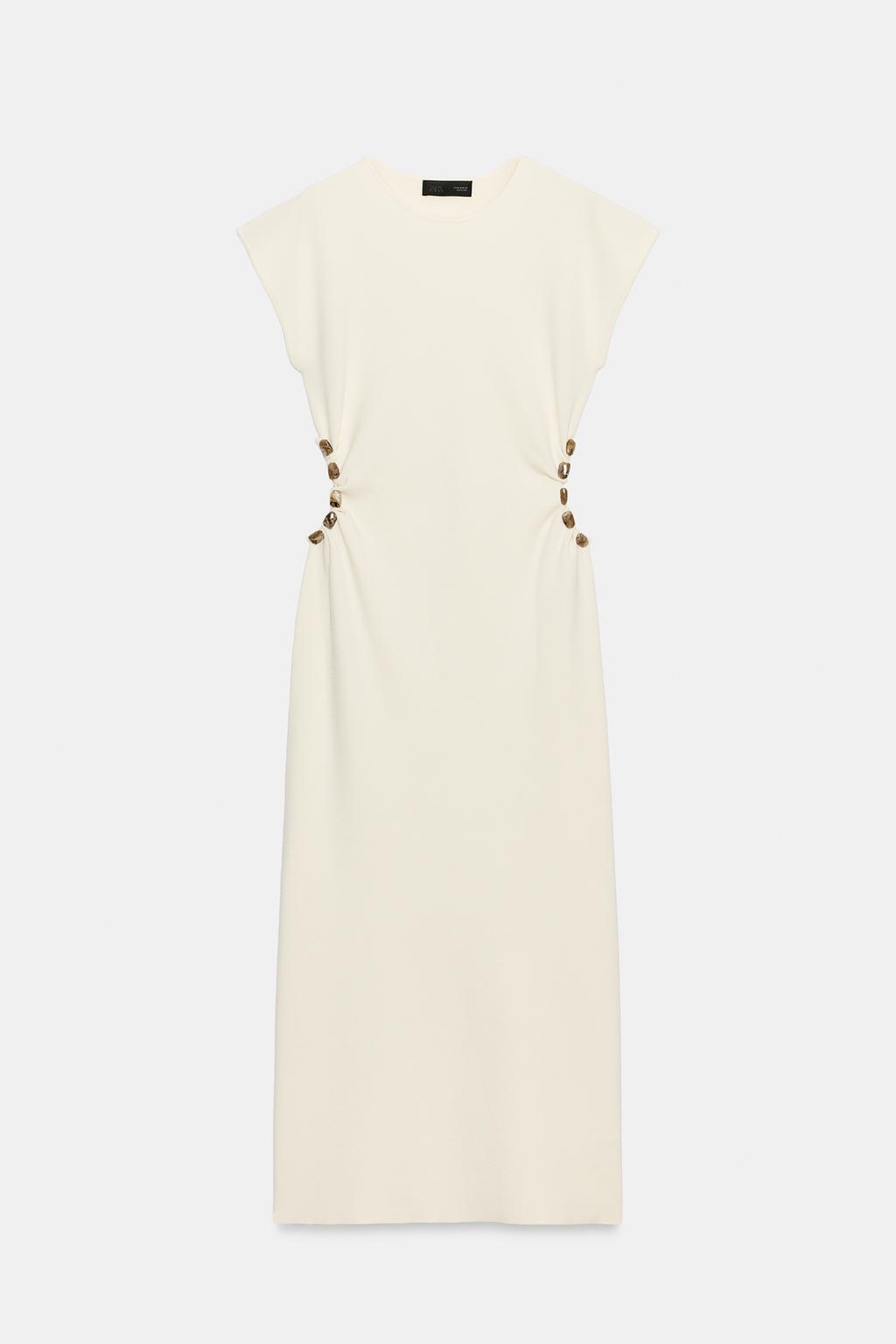 ТРИКОТАЖНОЕ ПЛАТЬЕ С ВЫРЕЗАМИ И БУСИНАМИ