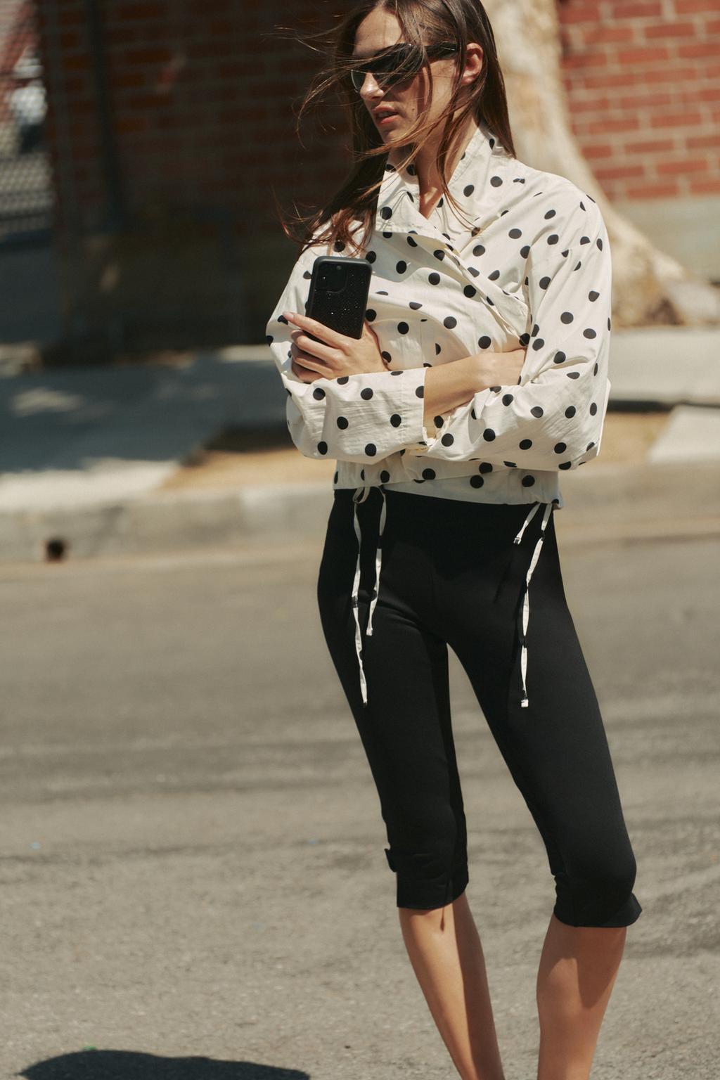 КУРТКА В ГОРОШЕК