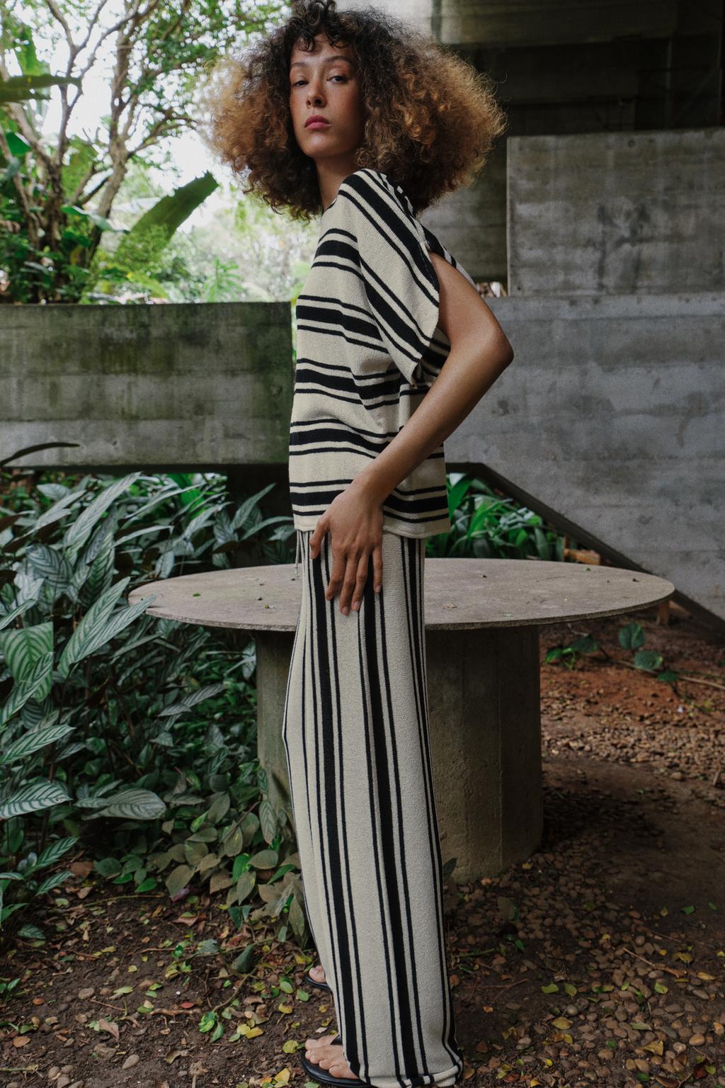 ТОП В СТИЛЕ РУСТИК С РУКАВАМИ-КРЫЛЫШКАМИ