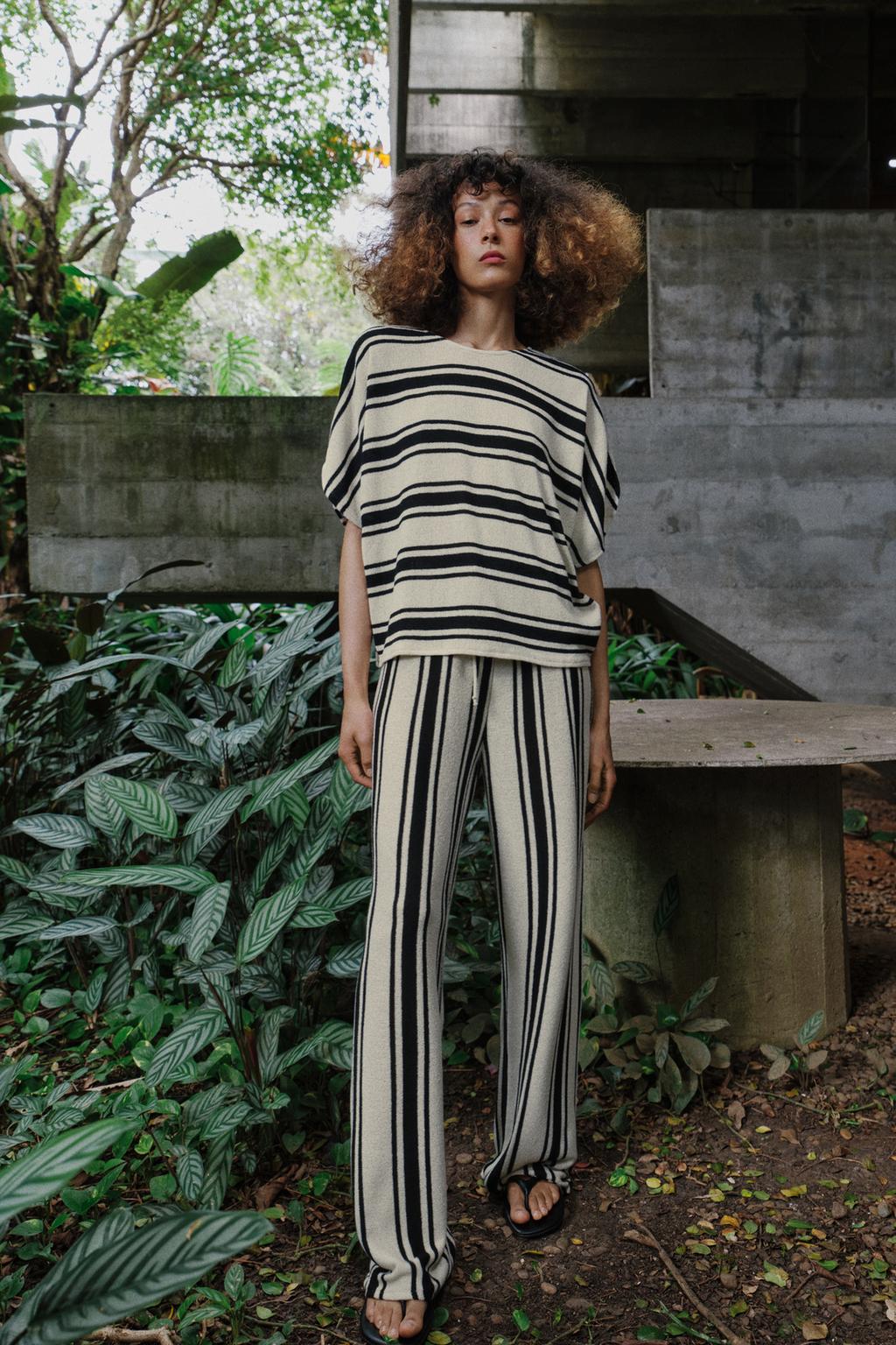 ТОП В СТИЛЕ РУСТИК С РУКАВАМИ-КРЫЛЫШКАМИ