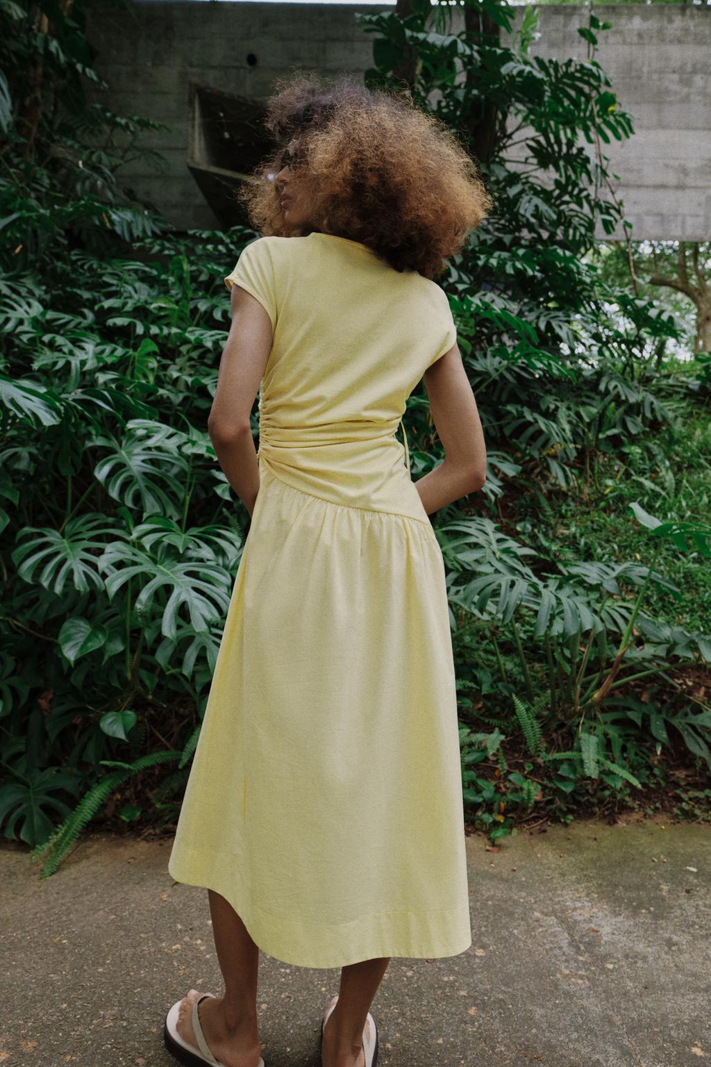 ПЛАТЬЕ АСИММЕТРИЧНОГО КРОЯ СО СБОРКАМИ