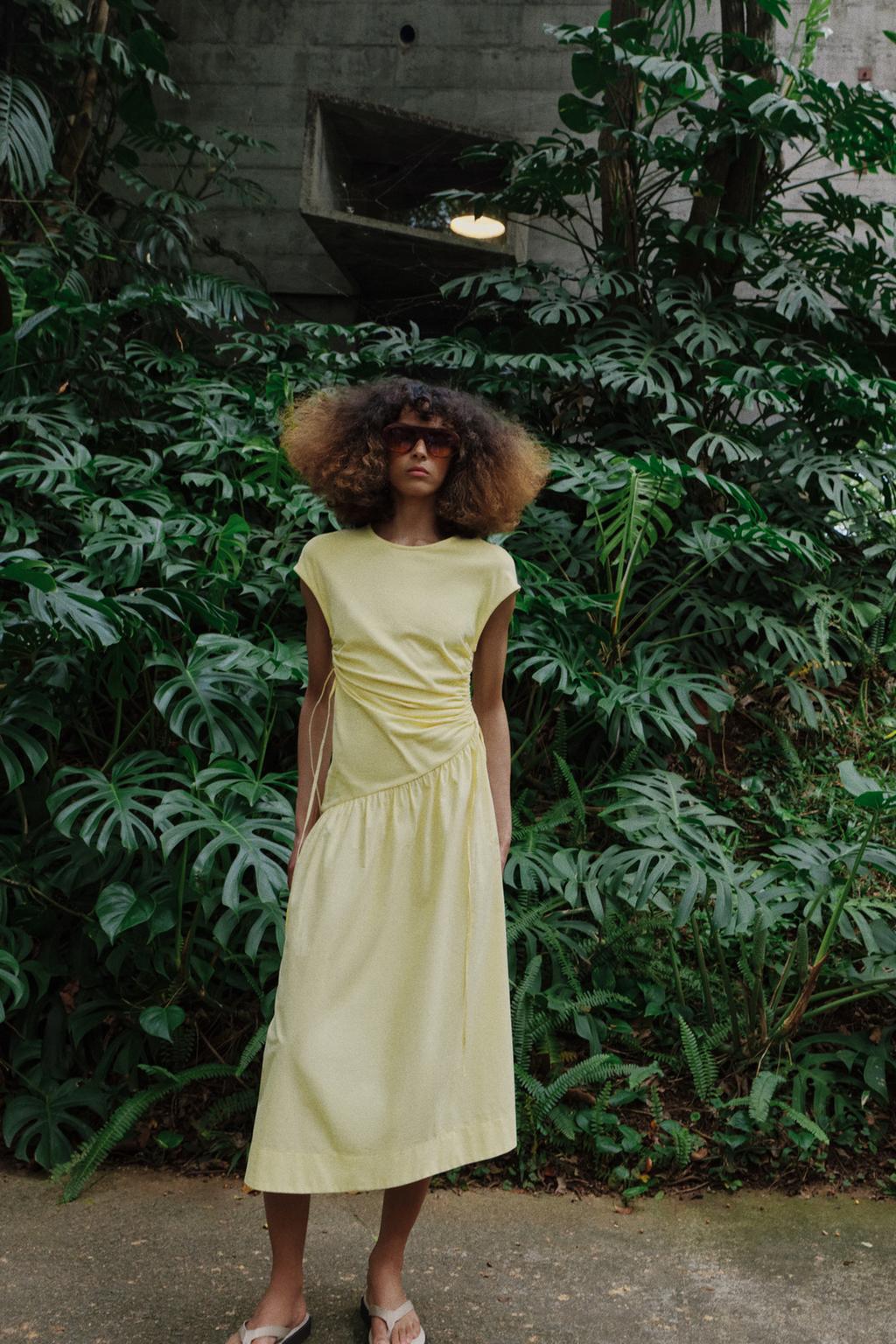 ПЛАТЬЕ АСИММЕТРИЧНОГО КРОЯ СО СБОРКАМИ