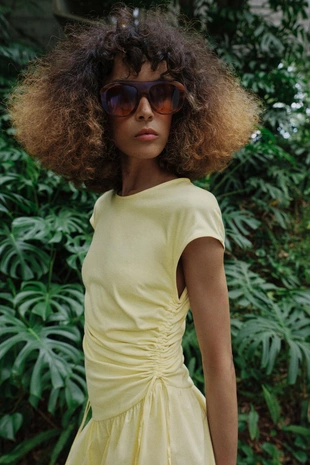 Платье асимметричного кроя со сборками- Заказать в России