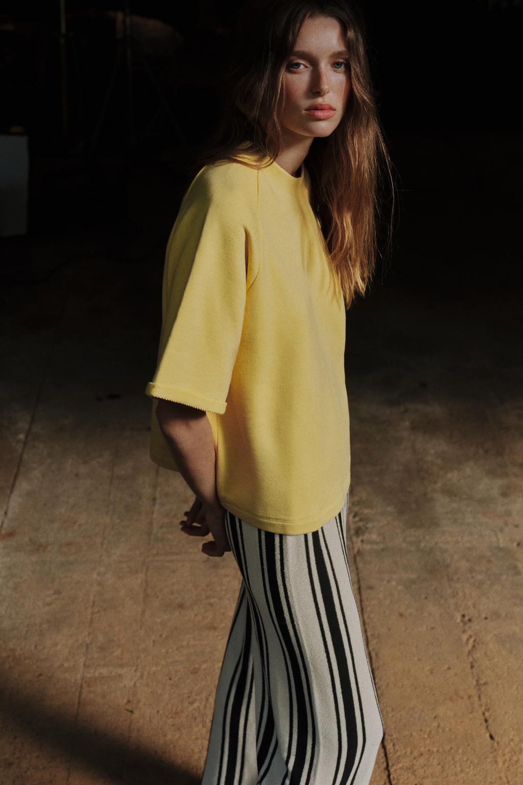 ТОЛСТОВКА С КОРОТКИМ РУКАВОМ