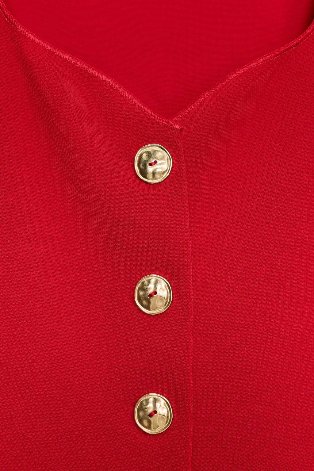 ТОП С БАСКОЙ И ПУГОВИЦАМИ