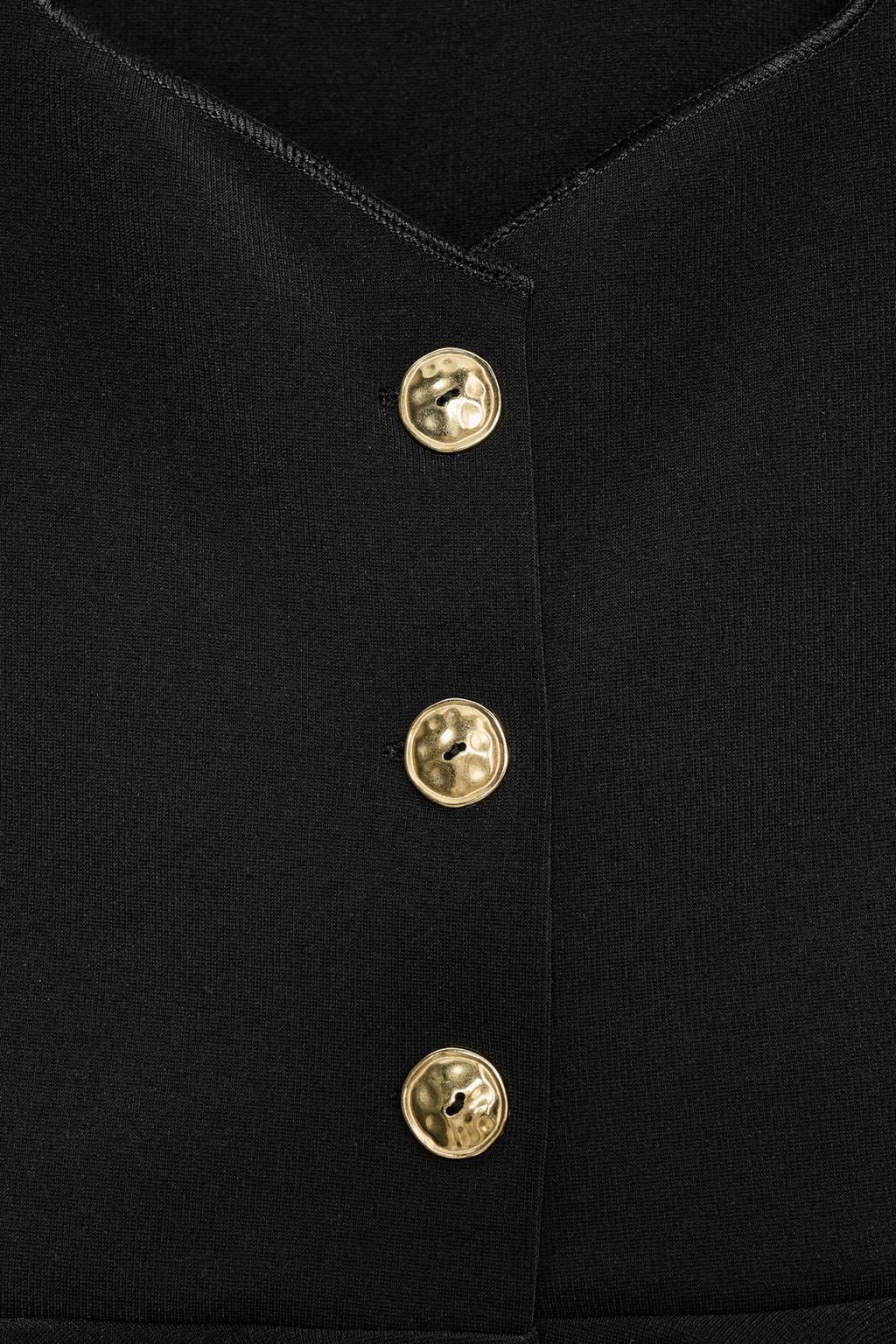 ТОП С БАСКОЙ И ПУГОВИЦАМИ