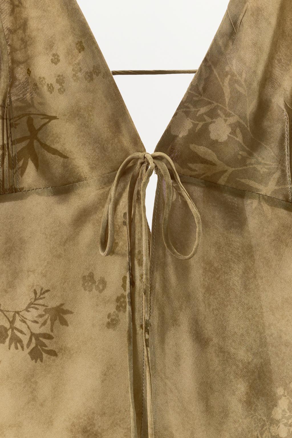 ТОП НА БРЕТЕЛЯХ С ПРИНТОМ