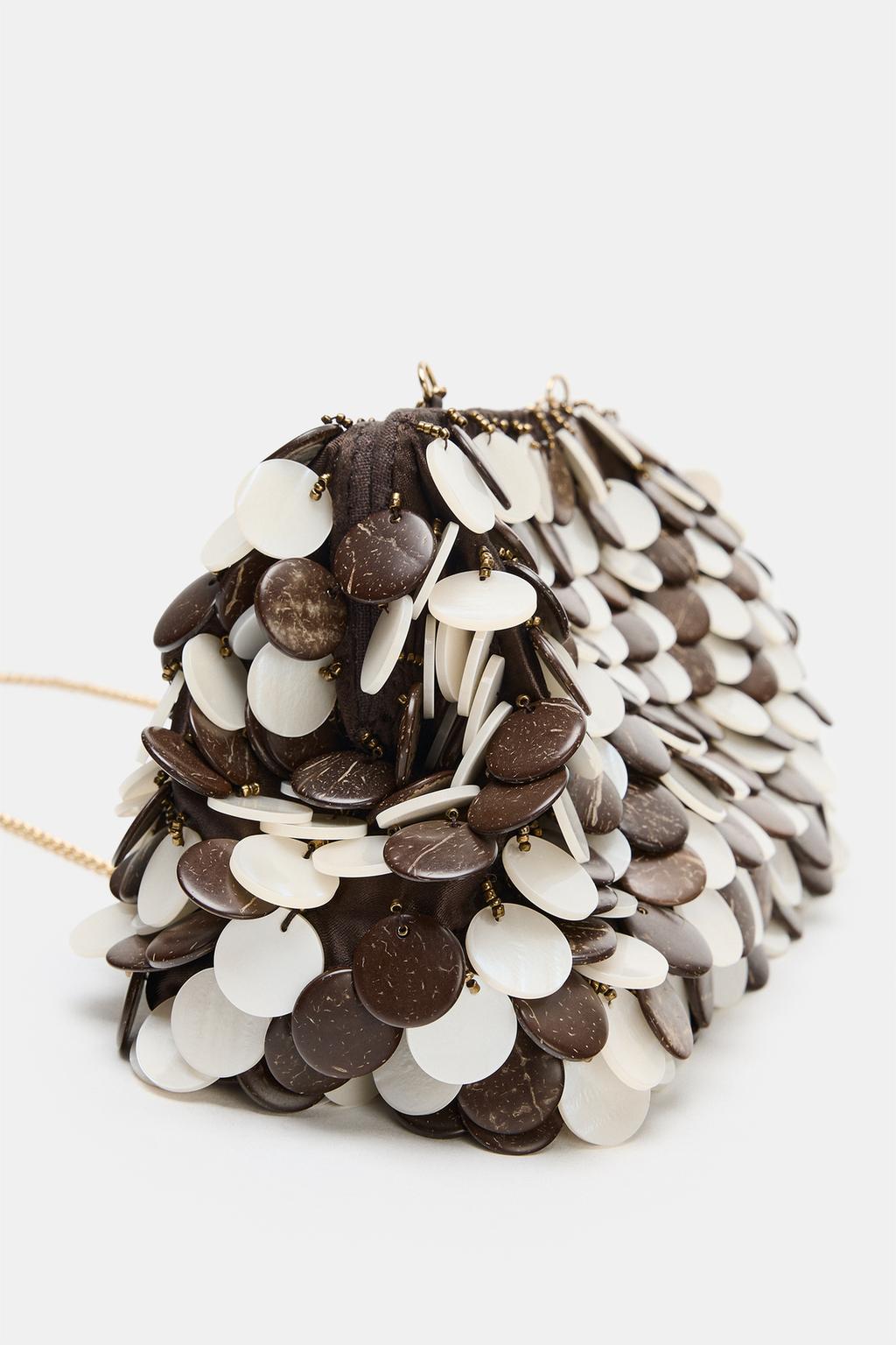 КЛАТЧ С ДЕКОРАТИВНЫМИ ДЕТАЛЯМИ