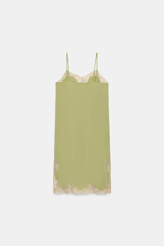 АТЛАСНОЕ ПЛАТЬЕ С КРУЖЕВОМ — коллекция Zara «ZW»