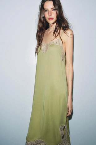 Атласное платье с кружевом — Zw Collection- Заказать в России