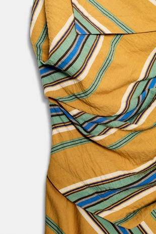 Асимметричное платье миди в полоску- Заказать в России