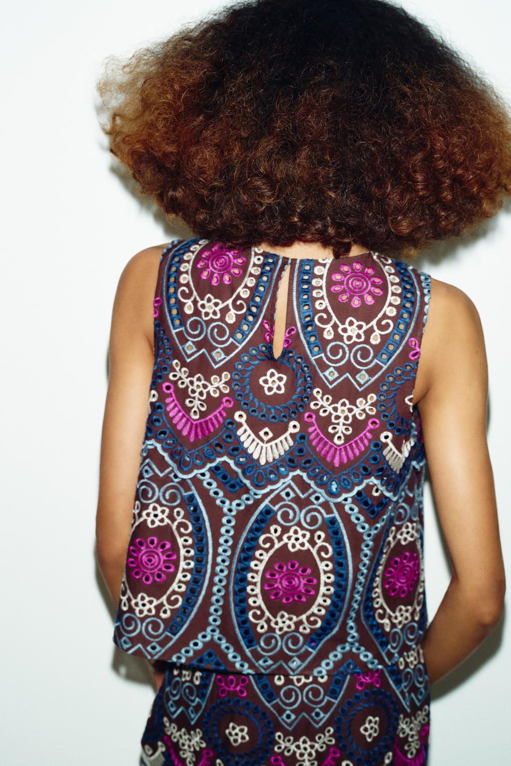 ТОП С ПЕРФОРИРОВАННОЙ ВЫШИВКОЙ