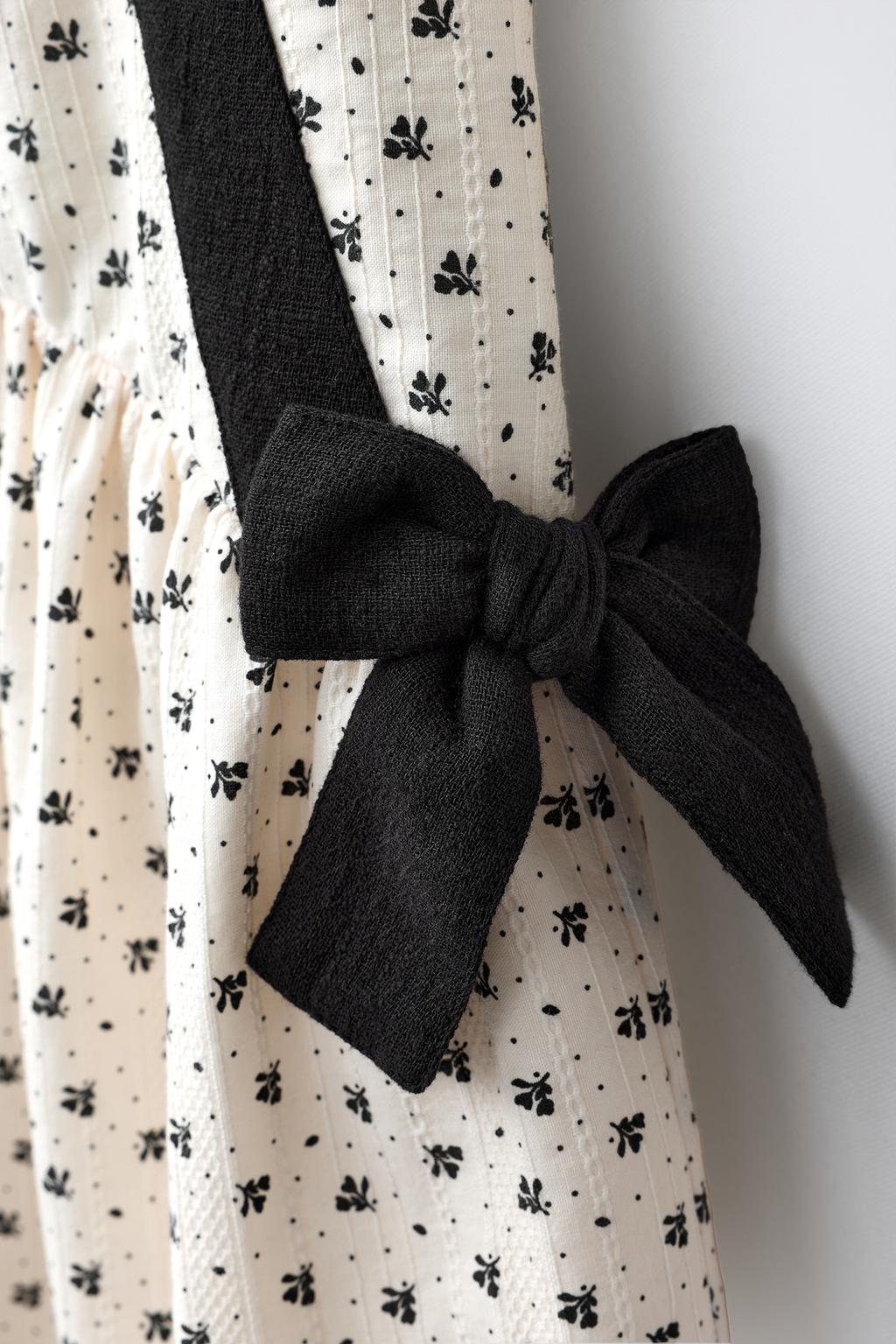 ПЛАТЬЕ ИЗ ТКАНИ С ЦВЕТОЧНЫМ ПРИНТОМ