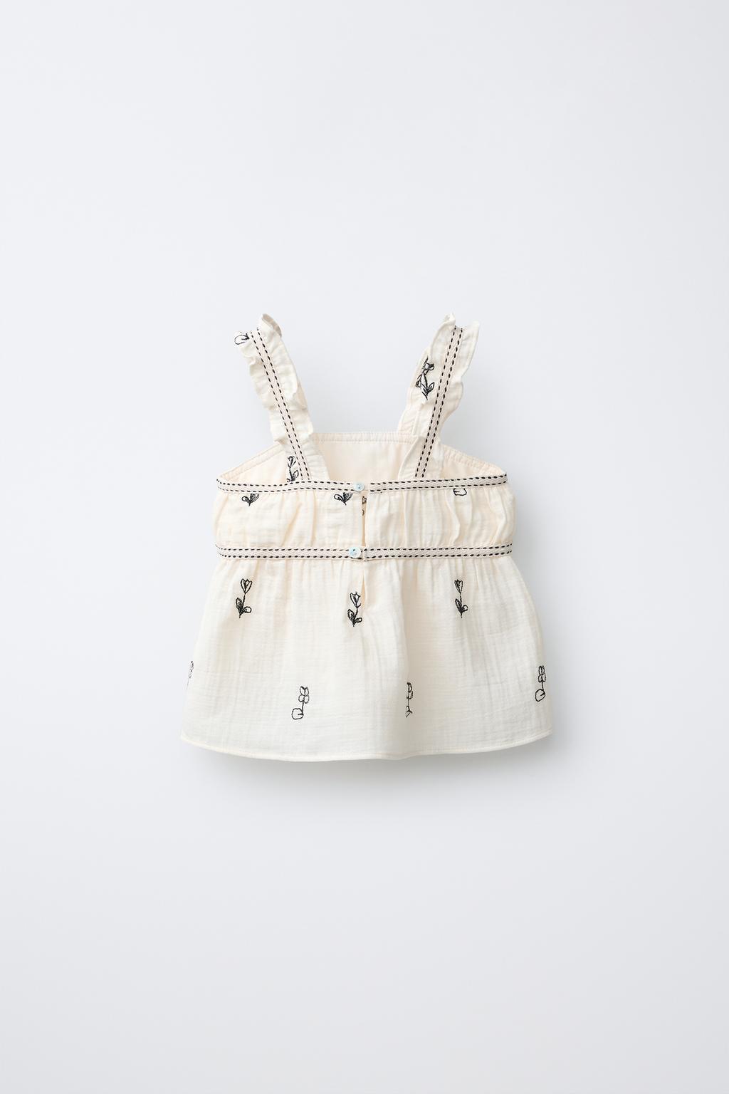 ТОП С ВЫШИВКОЙ И ТЕКСТУРОЙ