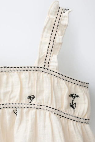 Топ с вышивкой и текстурой- Заказать в России