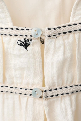 Топ с вышивкой и текстурой- Заказать в России