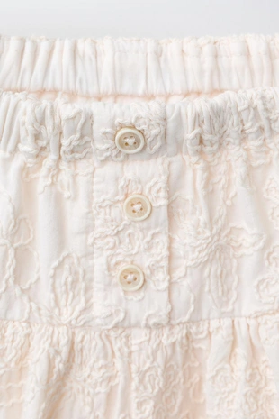 Шорты с вышитыми цветами- Заказать в России