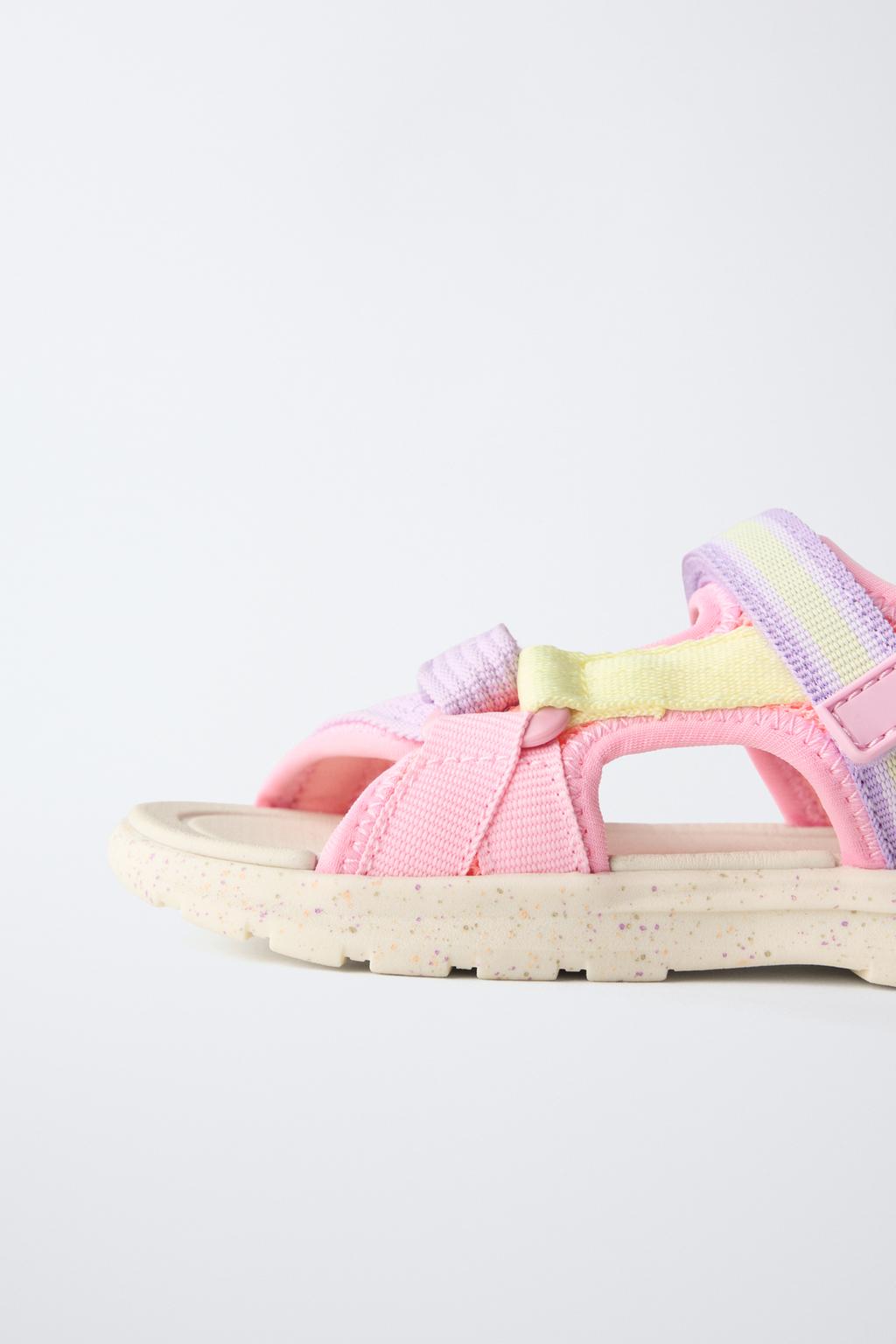 МНОГОЦВЕТНЫЕ ТЕХНИЧЕСКИЕ САНДАЛИИ