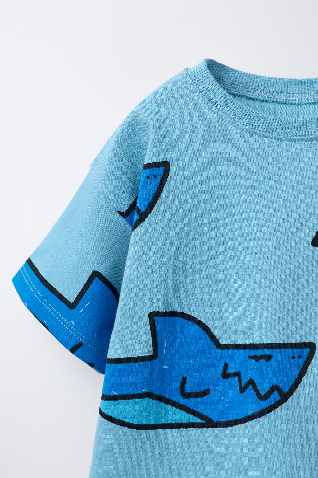 КОМПЛЕКТ ДЖОГГИНГ ФУТБОЛКА И ШОРТЫ АКУЛЫ