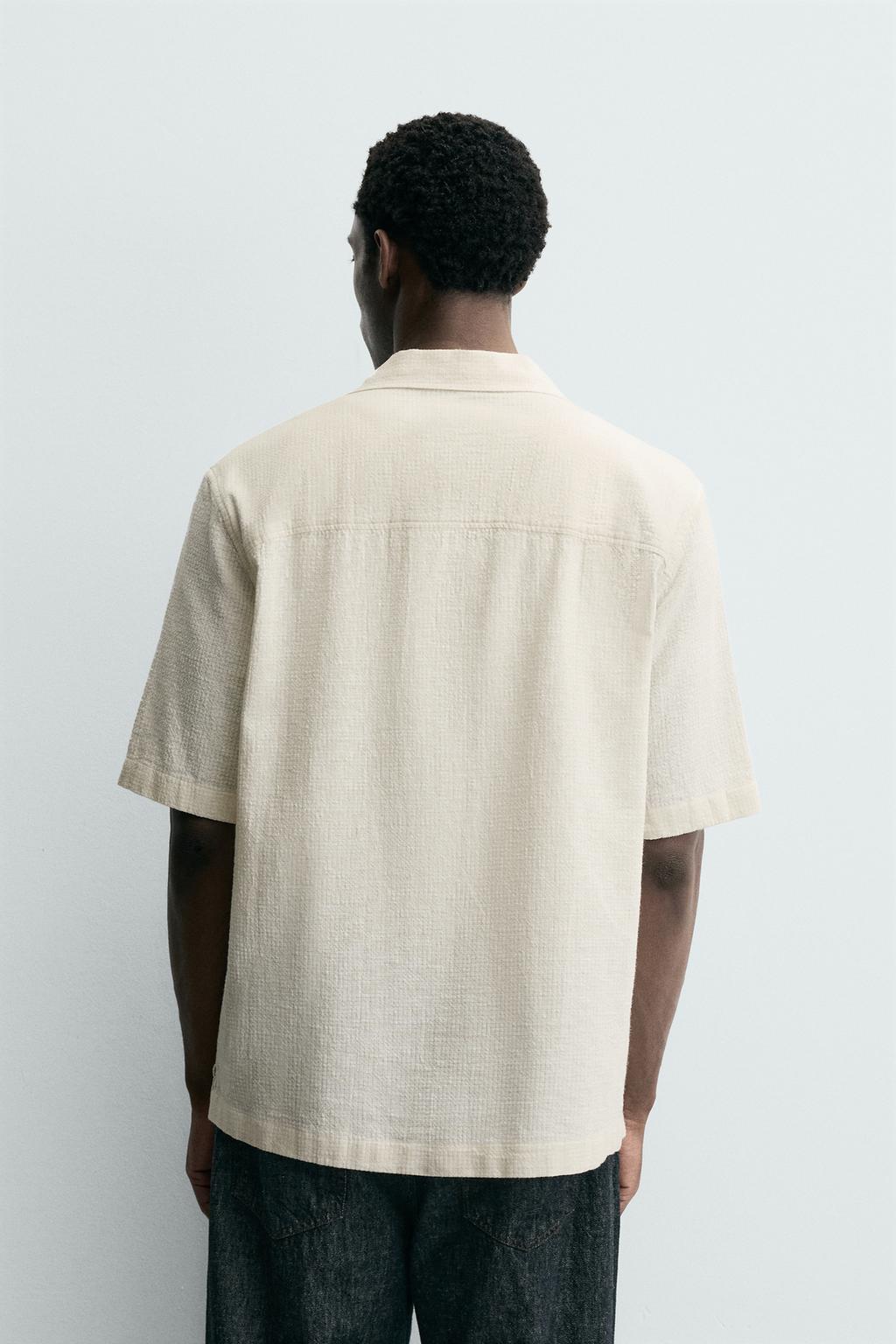 РУБАШКА ИЗ РЕЛЬЕФНОЙ ТКАНИ В КЛЕТКУ