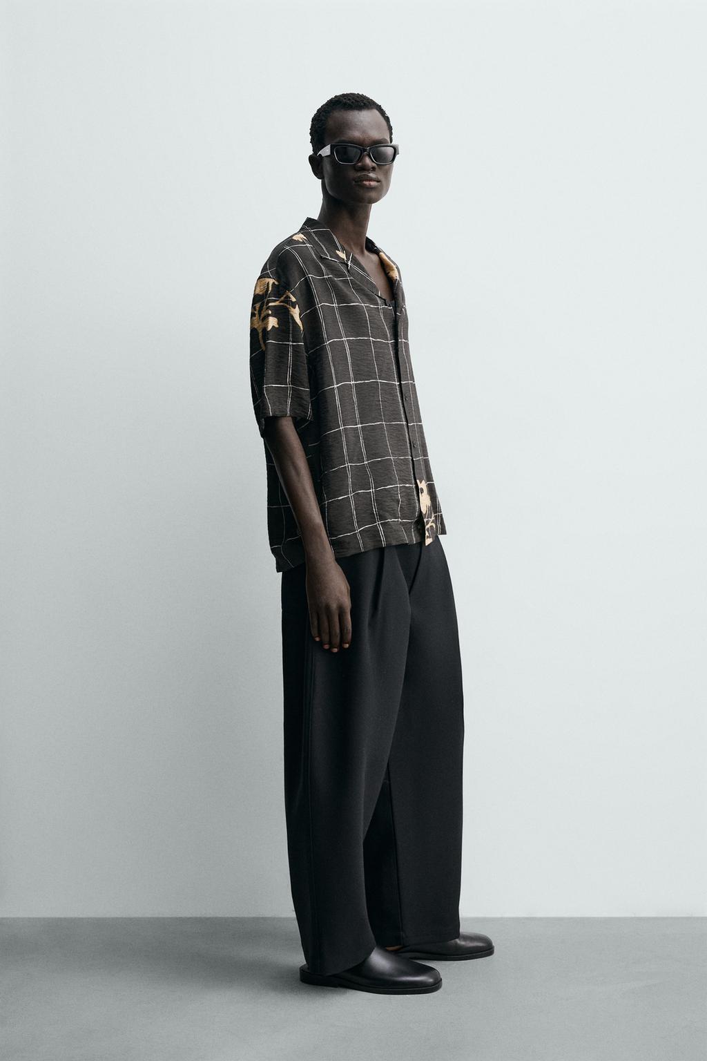 РУБАШКА ИЗ СТРУЯЩЕЙСЯ ТКАНИ С КОМБИНИРОВАННЫМ ПРИНТОМ