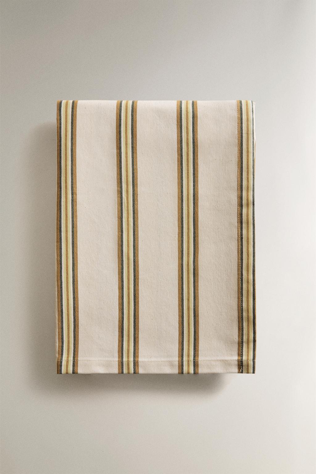 Скатерть из хлопка с смолистым покрытием и неровными полосами