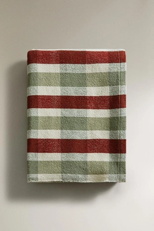 Салфетка с клетчатым узором- Заказать в России