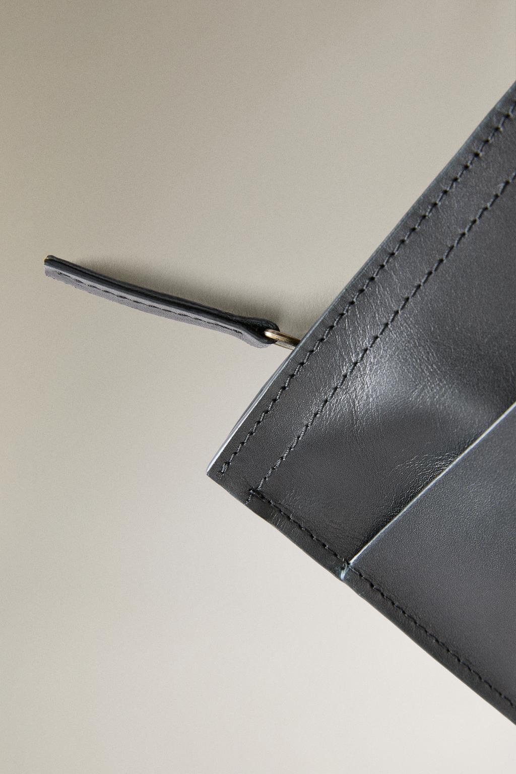 Кожаная сумка-косметичка для мужчин