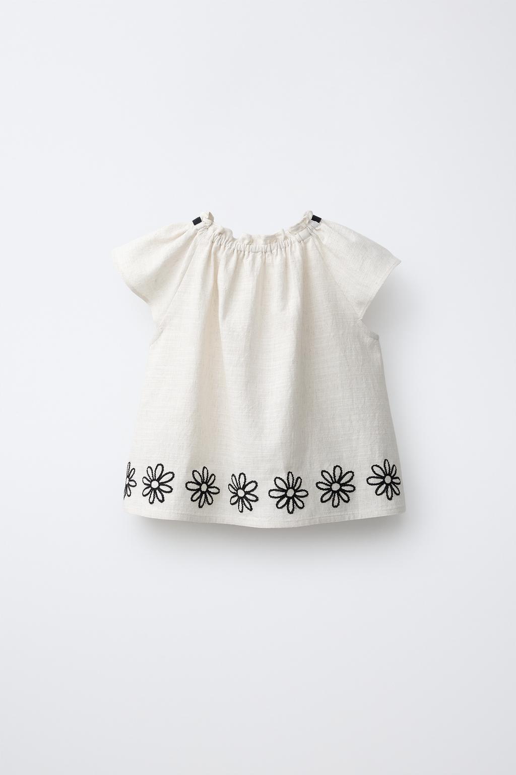 БЛУЗА С ЦВЕТОЧНОЙ ВЫШИВКОЙ