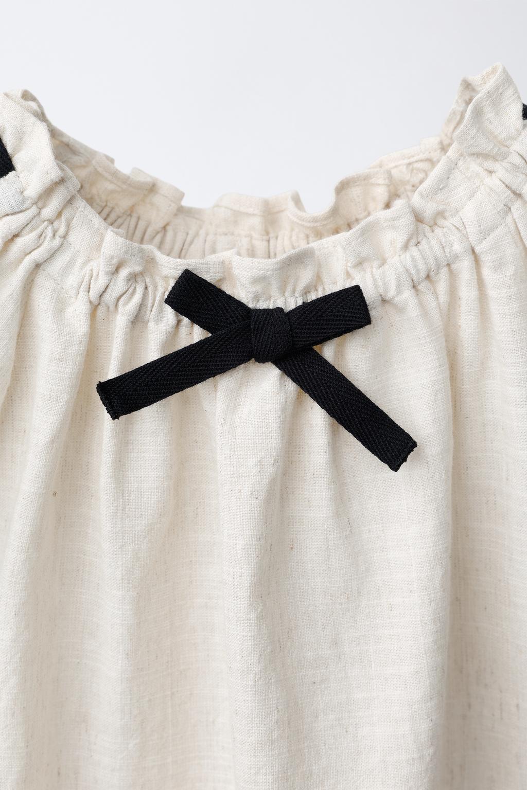 БЛУЗА С ЦВЕТОЧНОЙ ВЫШИВКОЙ