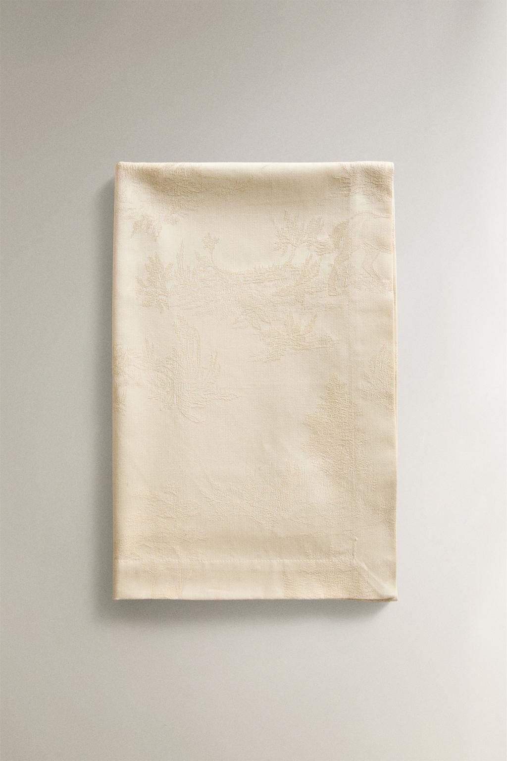 Тканевый бегунок с жаккардовым рисунком лошадей