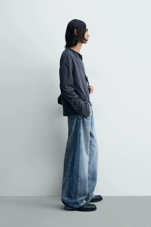 Джинсы Loose баллон с контрастными лампасами- Заказать в России